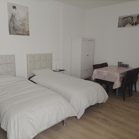 7 Minutes De L'Aeroport Cdg 5 Bed & Breakfast Thieux  Exterior photo